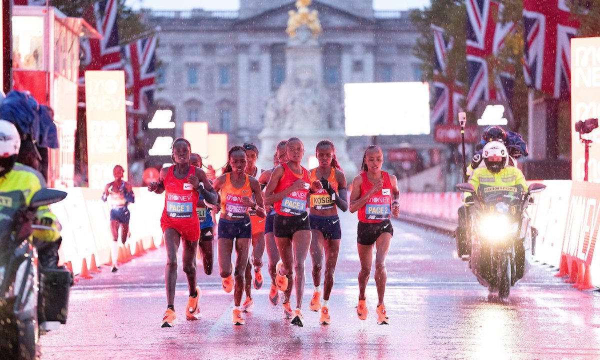 Run weekend. London Marathon 2020 - Running in London 5f2. Марафон Лондон 2023 картинки. Wörthersee Classics Festival. Six Star World Marathon Majors.